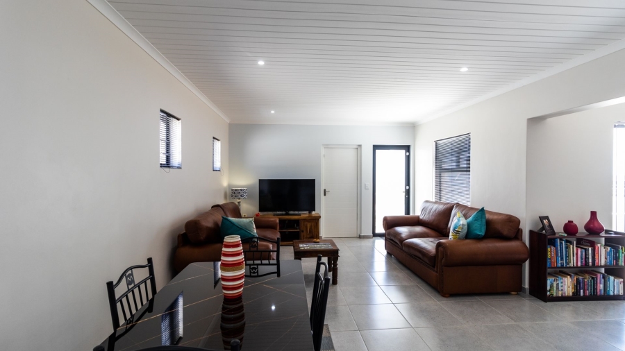 2 Bedroom Property for Sale in Harbour Heights Western Cape